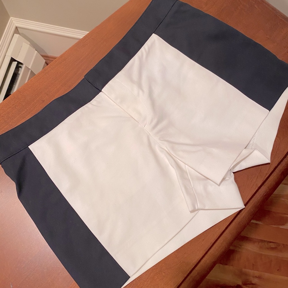 Club Monaco shorts
